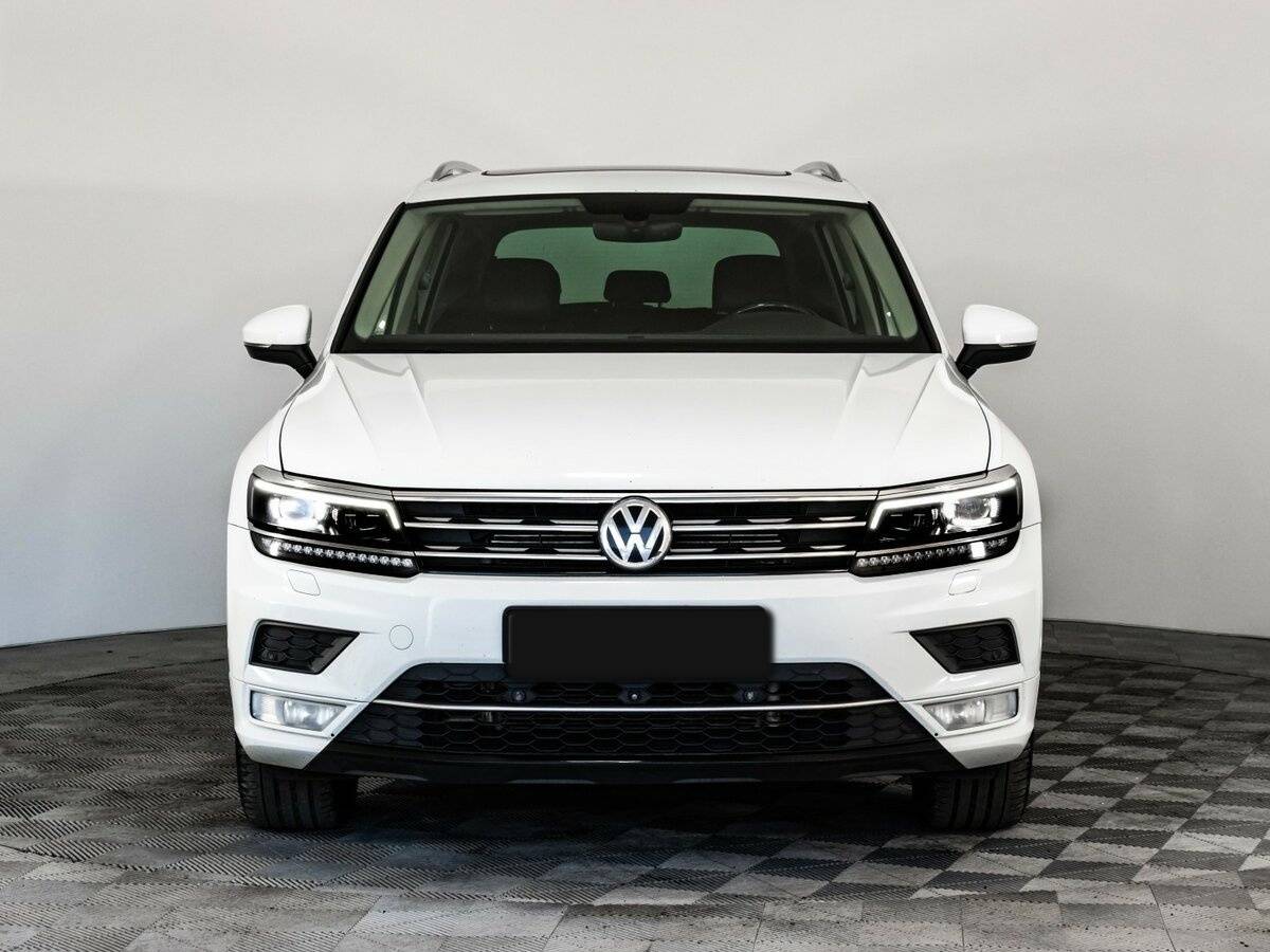 Volkswagen Tiguan б/у, 2017, Роботизированная. Фото: #3