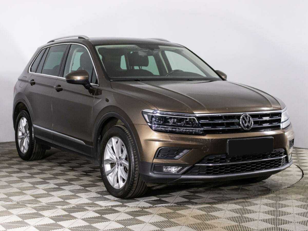Volkswagen Tiguan б/у, 2018, Роботизированная. Фото: #2