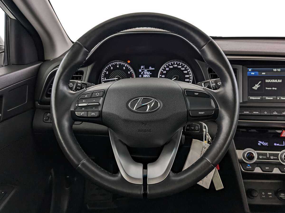 Hyundai Elantra б/у, 2020, Автоматическая. Фото: #21