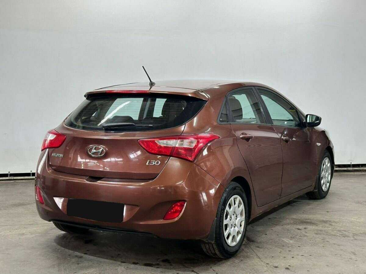 Hyundai i30 б/у, 2012, Автоматическая. Фото: #4