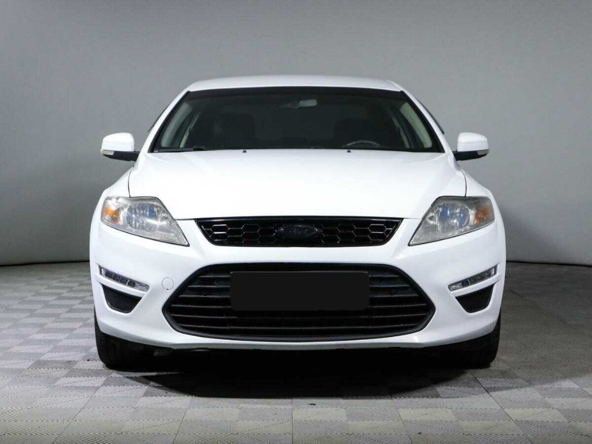 Ford Mondeo б/у, 2012, Механическая. Фото: #1