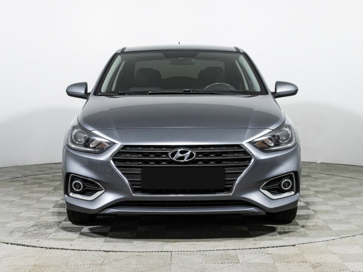Hyundai Solaris б/у, 2018, Автоматическая. Фото: #1