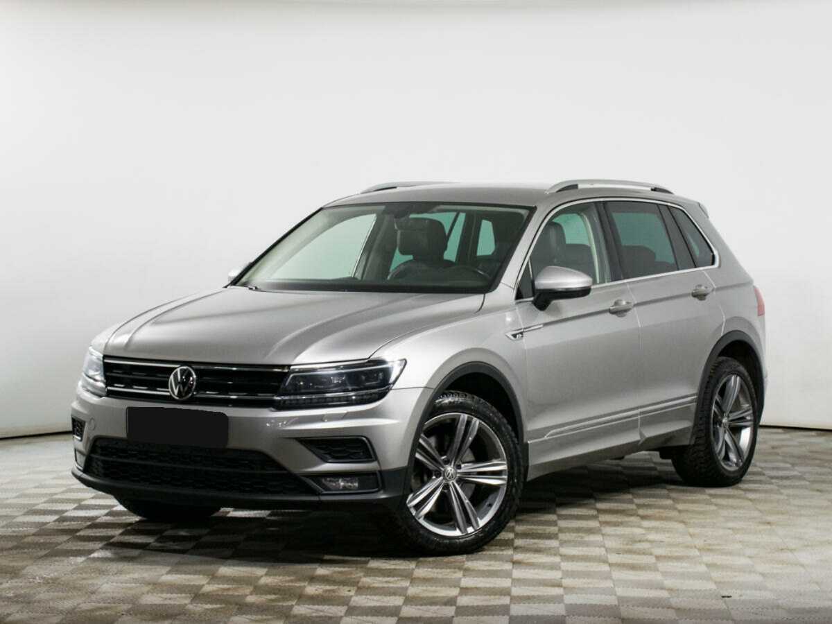 Volkswagen Tiguan б/у, 2018, Роботизированная. Посмотреть фото