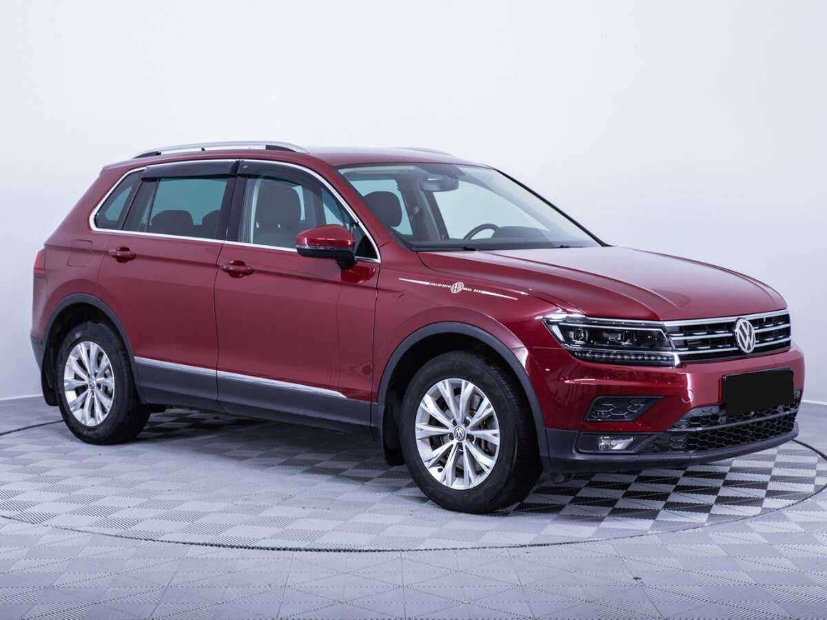 Volkswagen Tiguan б/у, 2017, Роботизированная. Фото: #2