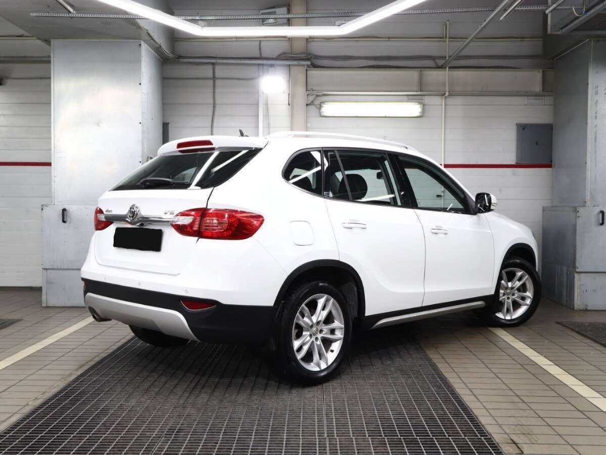 Brilliance V5 б/у, 2014, Автоматическая. Фото: #1