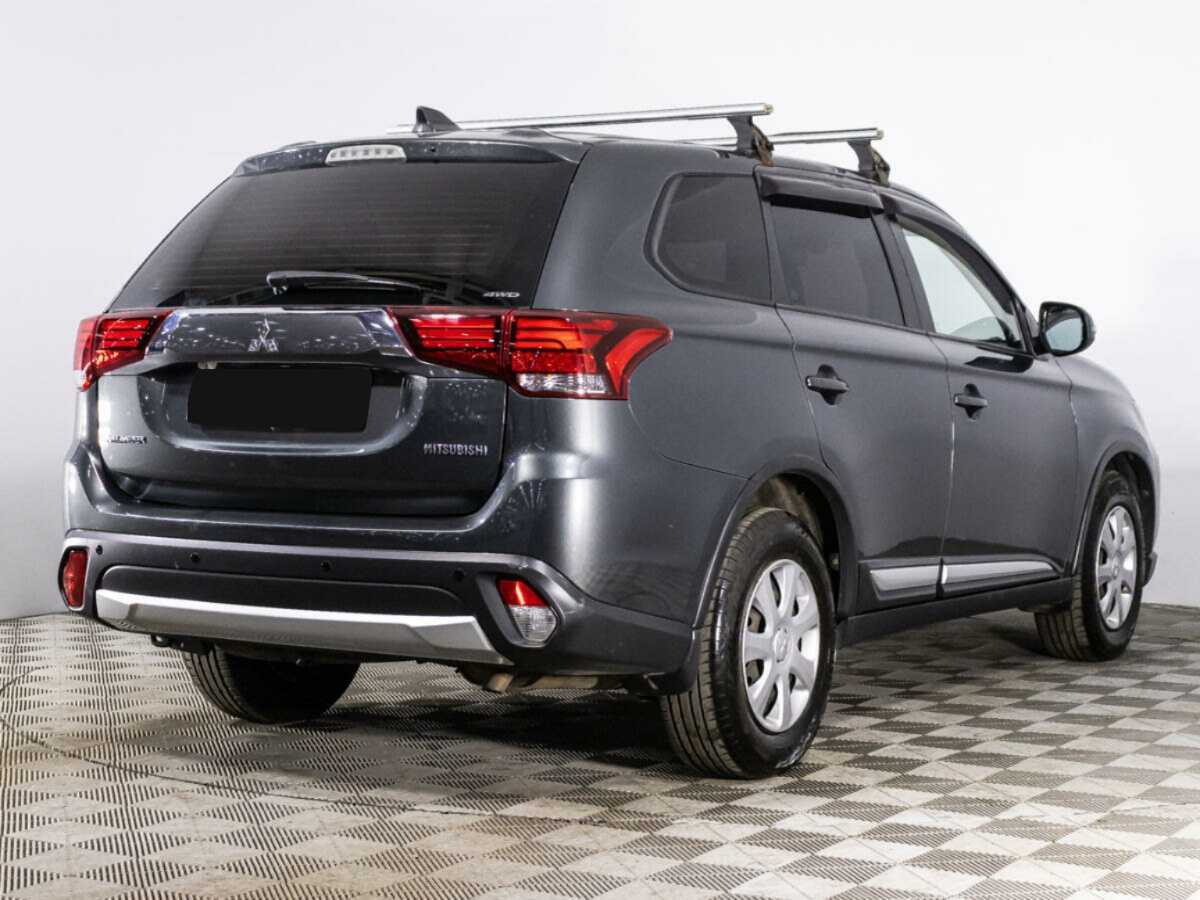 Mitsubishi Outlander б/у, 2017, Вариатор. Фото: #4