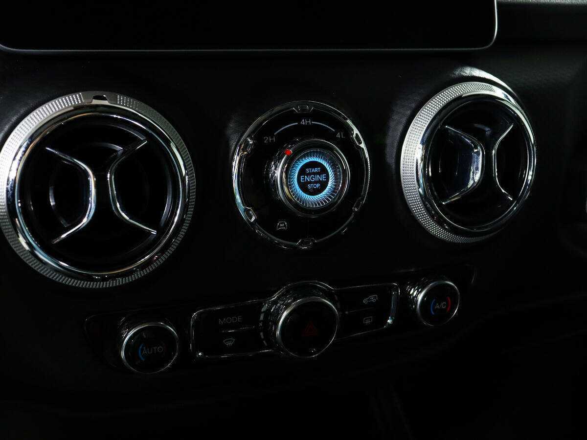 BAIC BJ40 б/у, 2023, Автоматическая. Фото: #21