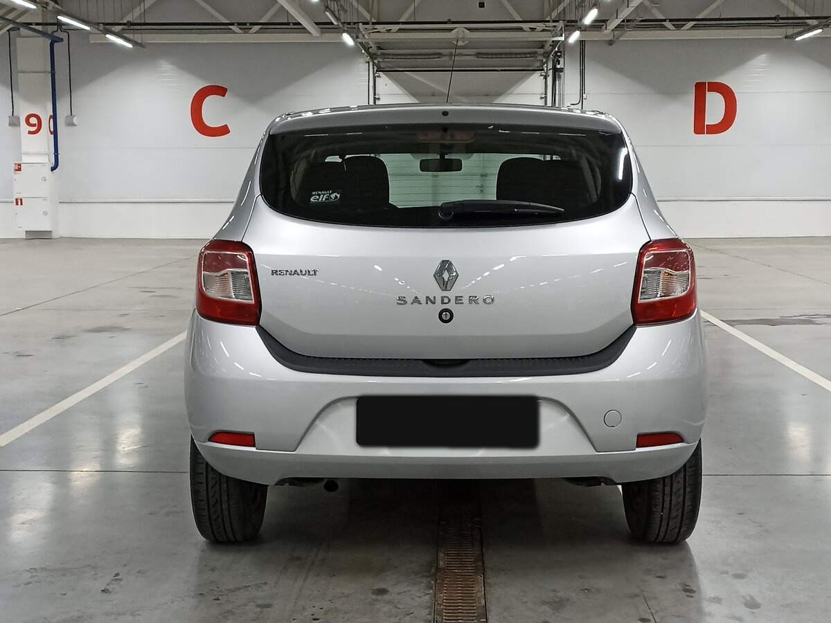 Renault Sandero б/у, 2017, Механическая. Фото: #5