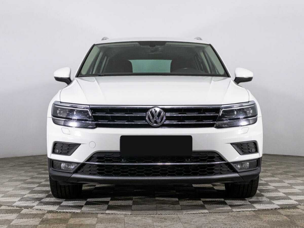 Volkswagen Tiguan б/у, 2018, Роботизированная. Фото: #1