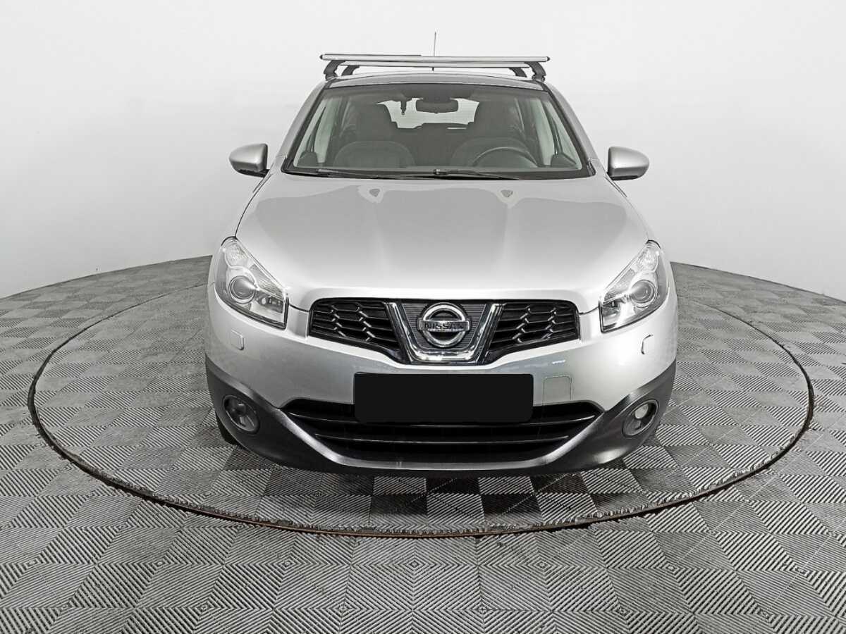 Nissan Qashqai б/у, 2012, Механическая. Фото: #1