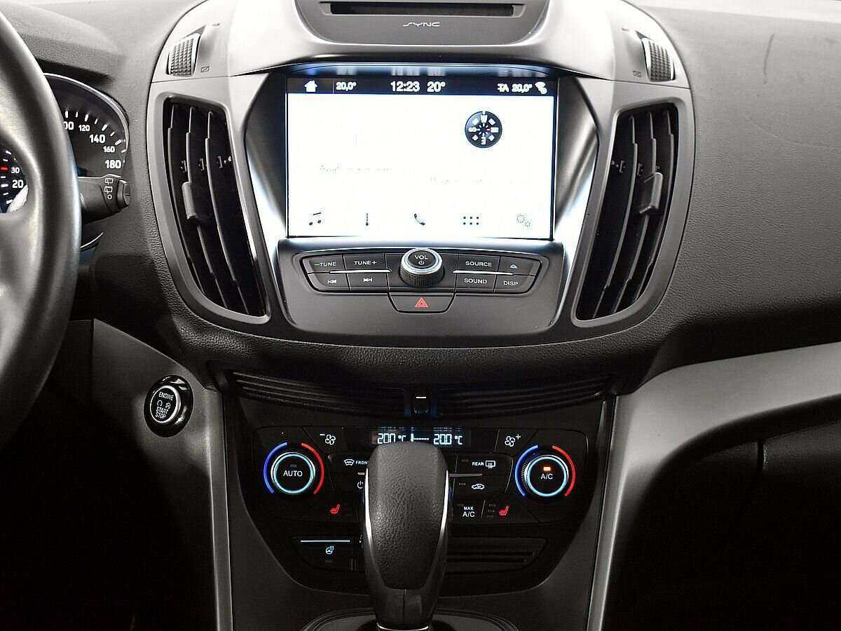 Ford Kuga б/у, 2018, Автоматическая. Фото: #15