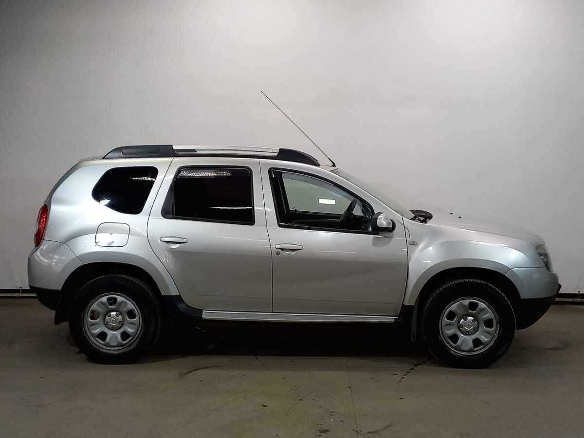 Renault Duster б/у, 2012, Механическая. Фото: #3