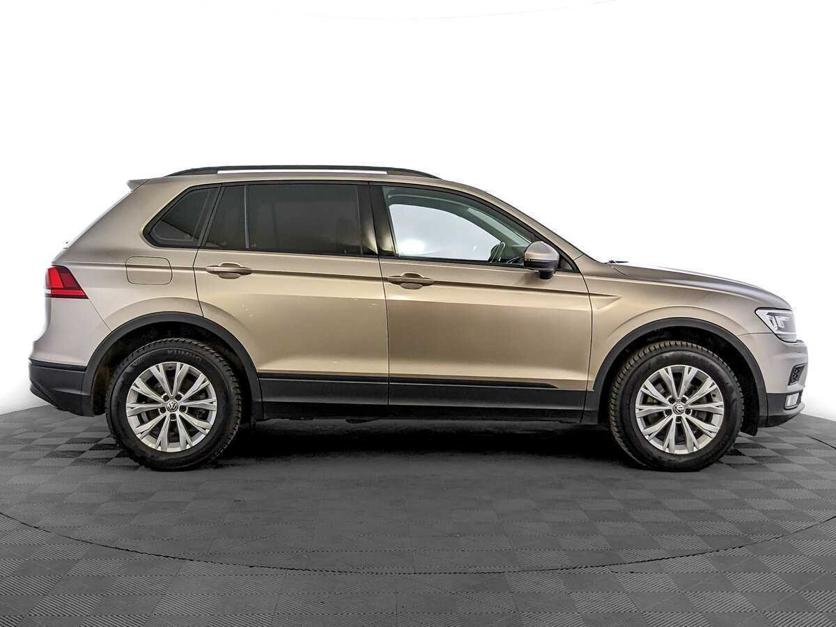 Volkswagen Tiguan б/у, 2020, Роботизированная. Фото: #3