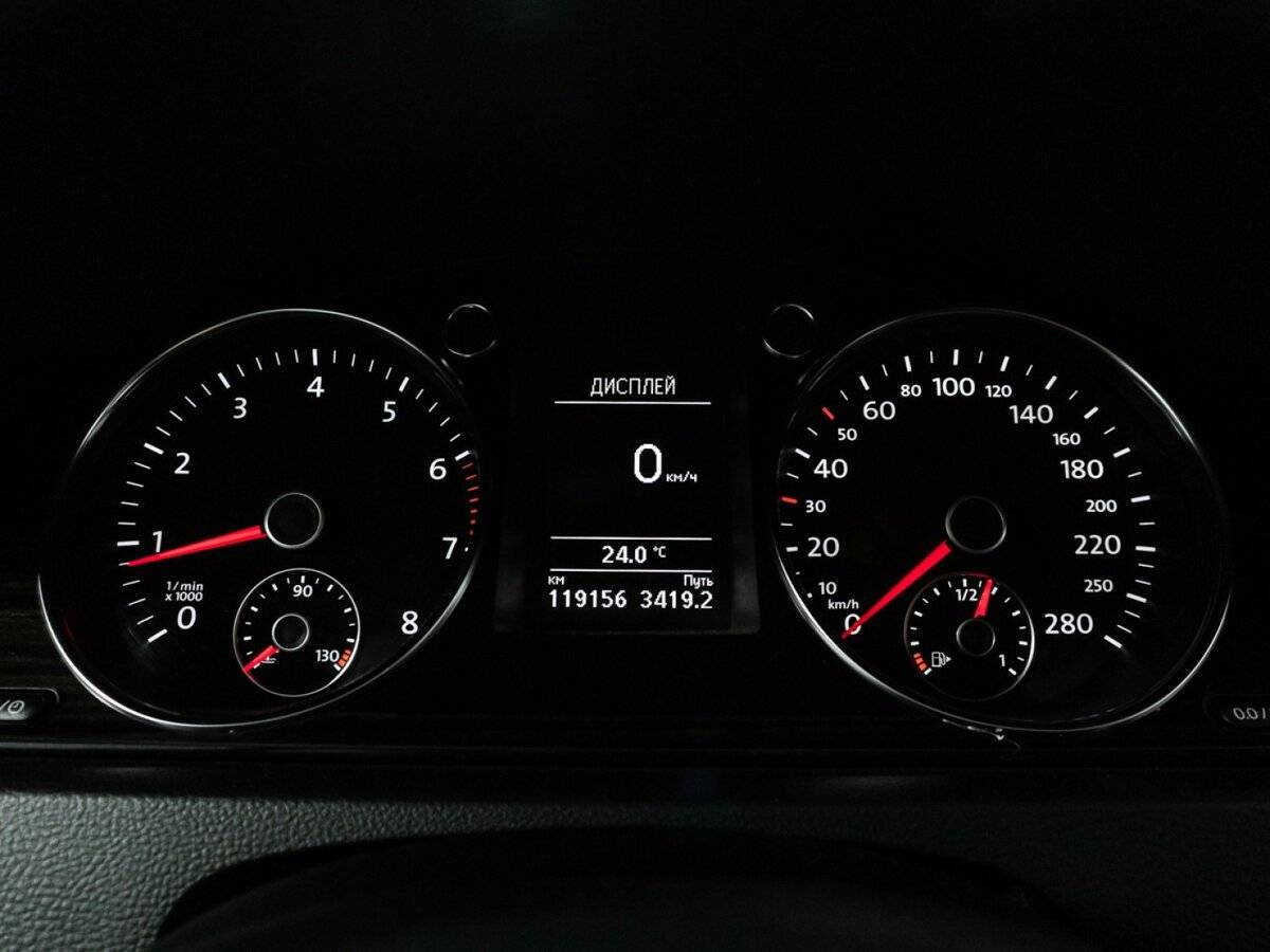Volkswagen Passat CC б/у, 2014, Роботизированная. Фото: #11