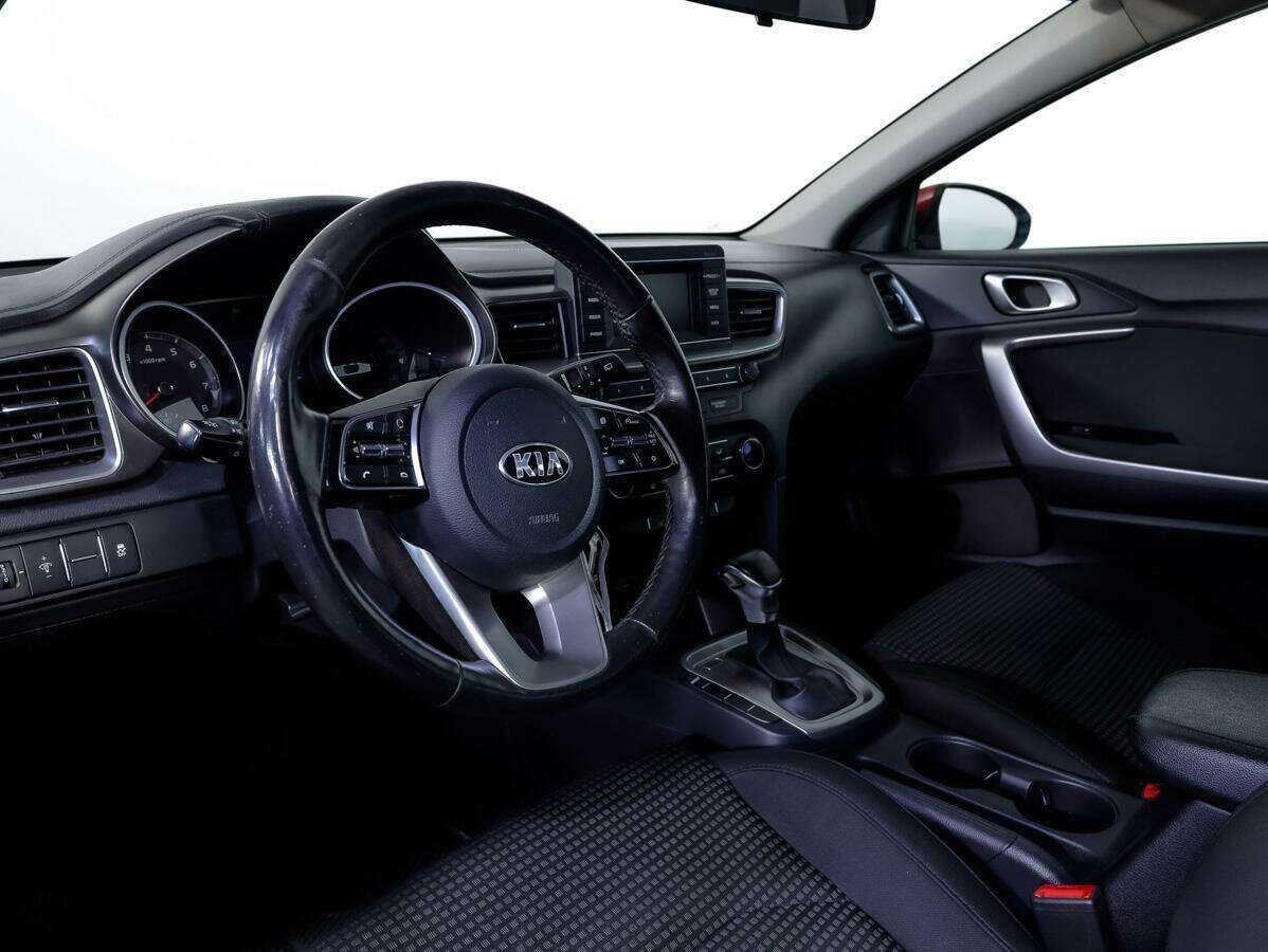 Kia Ceed б/у, 2019, Автоматическая. Фото: #9