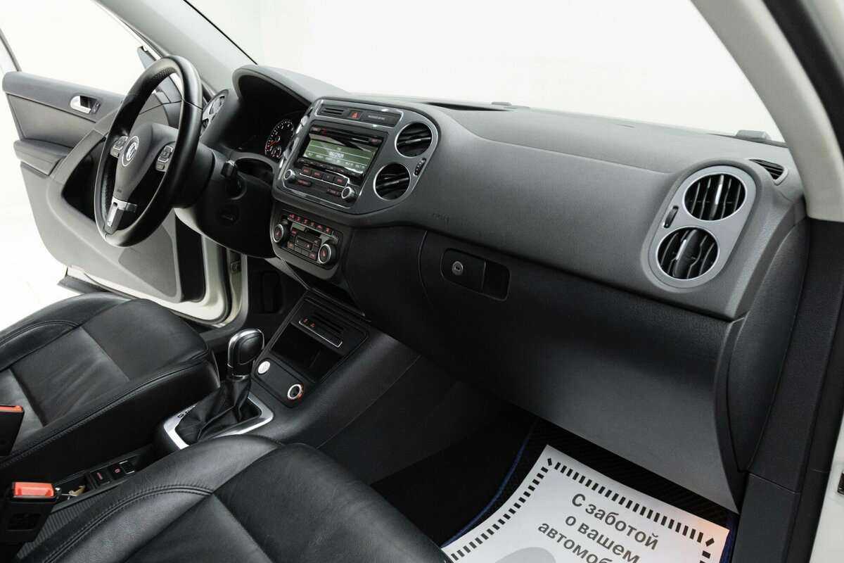 Volkswagen Tiguan б/у, 2013, Автоматическая. Фото: #16