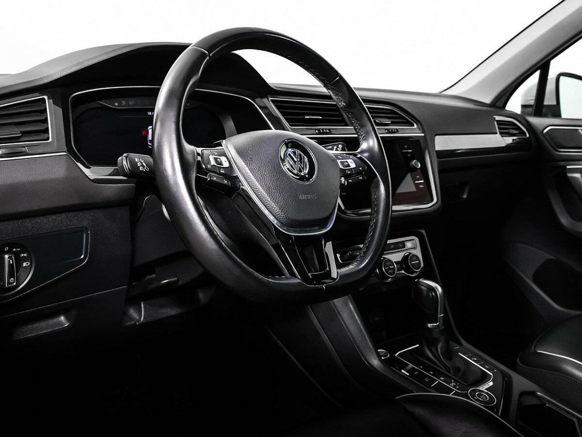 Volkswagen Tiguan б/у, 2018, Роботизированная. Фото: #11