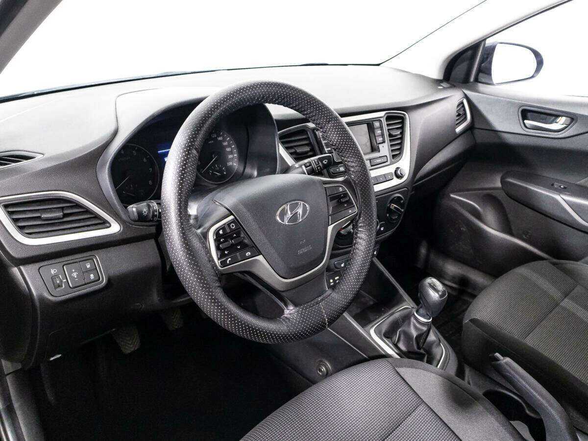 Hyundai Solaris б/у, 2017, Механическая. Фото: #10