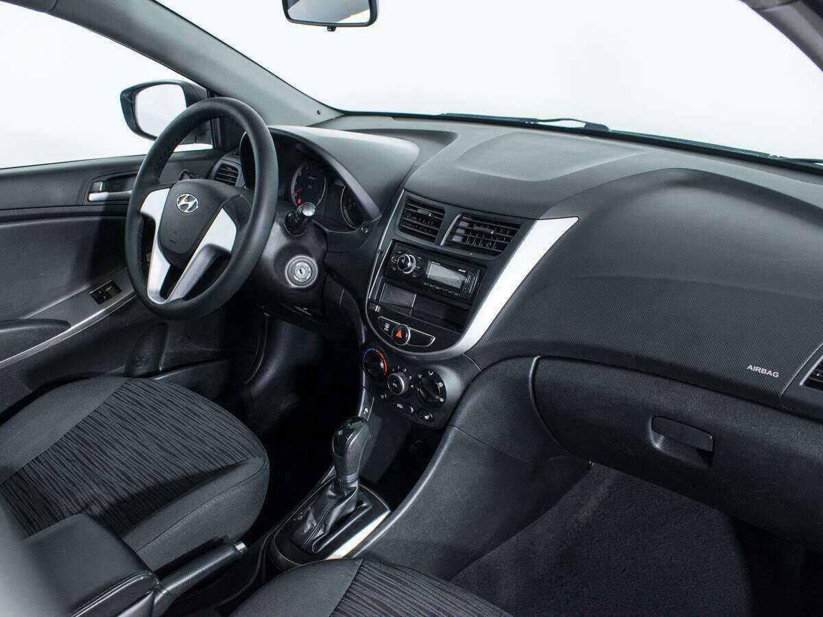 Hyundai Solaris б/у, 2015, Автоматическая. Фото: #8