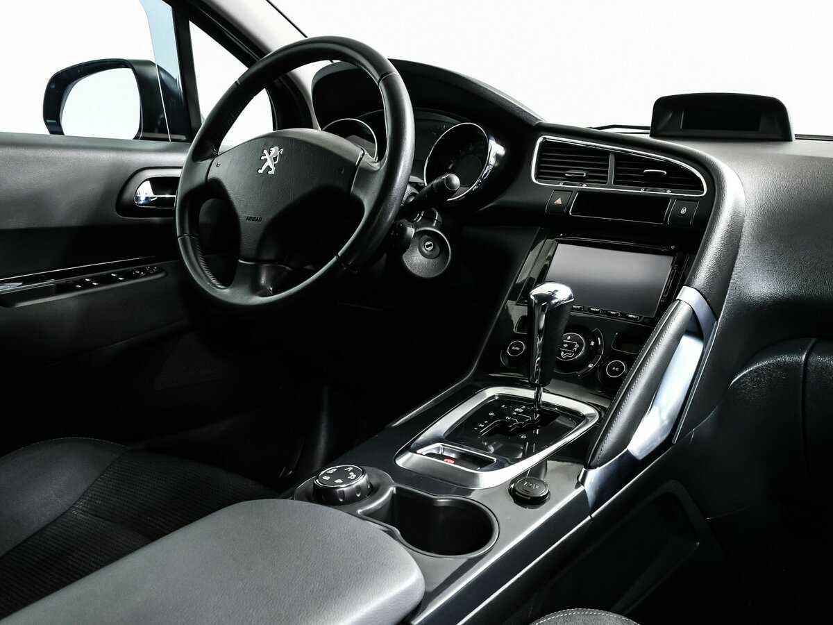 Peugeot 3008 б/у, 2016, Автоматическая. Фото: #8