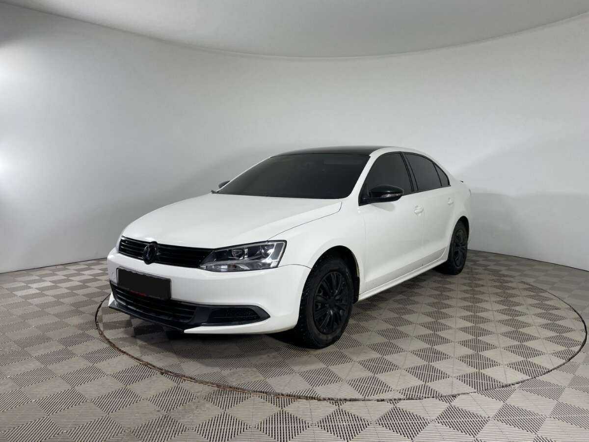 Volkswagen Jetta б/у, 2014, Механическая. Фото: #0