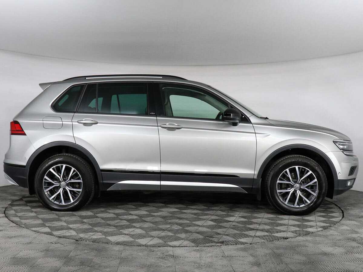 Volkswagen Tiguan б/у, 2020, Роботизированная. Фото: #3