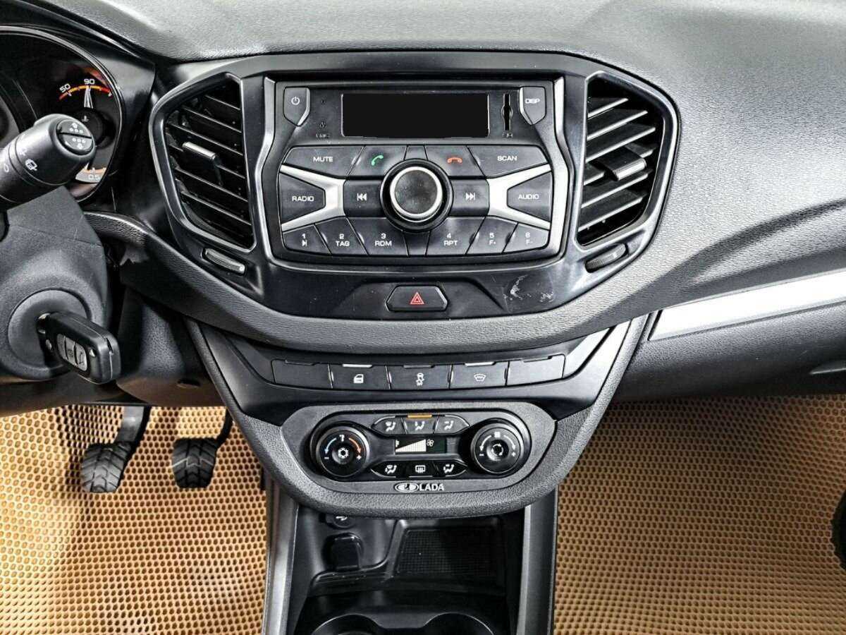 Lada (ВАЗ) Vesta б/у, 2019, Механическая. Фото: #12