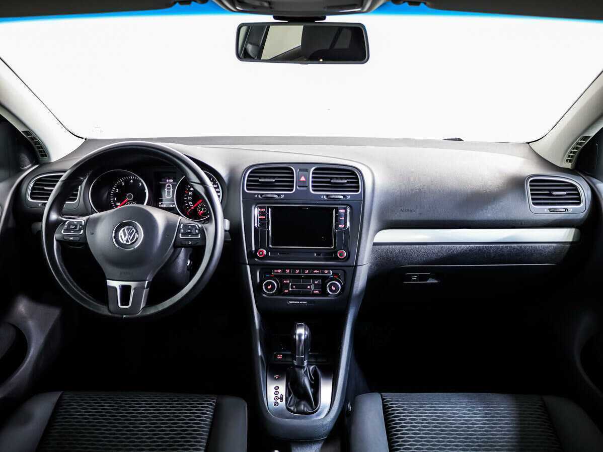 Volkswagen Golf б/у, 2012, Роботизированная. Фото: #8