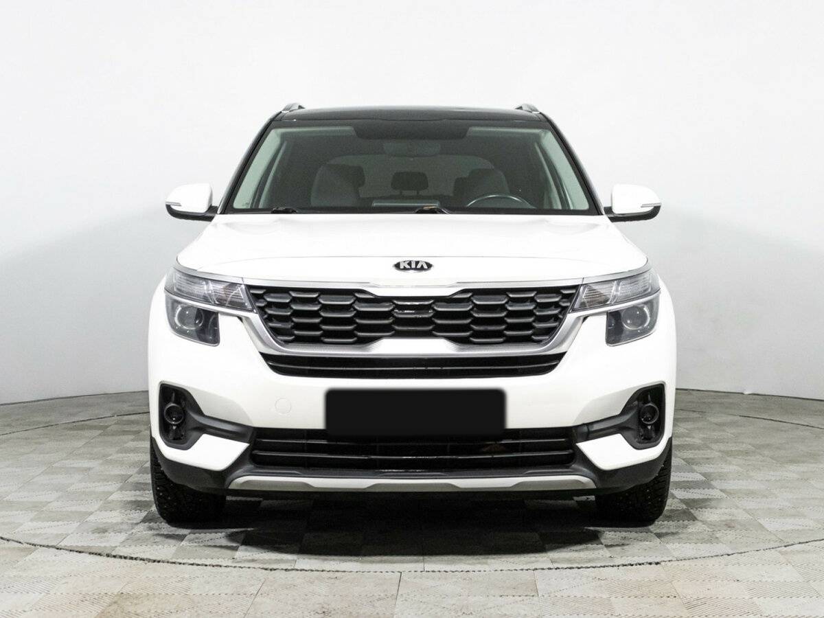 Kia Seltos б/у, 2020, Автоматическая. Фото: #1