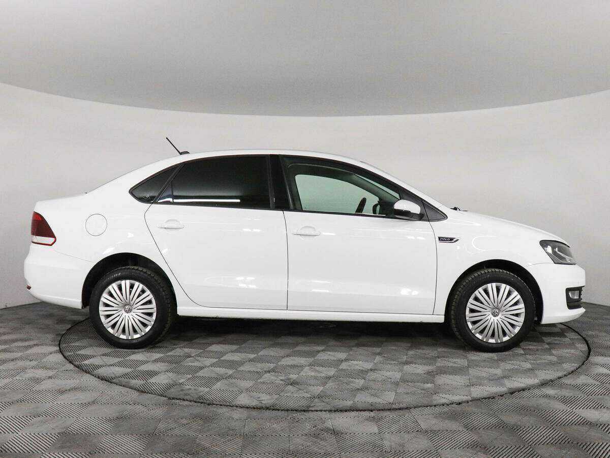 Volkswagen Polo б/у, 2019, Автоматическая. Фото: #3