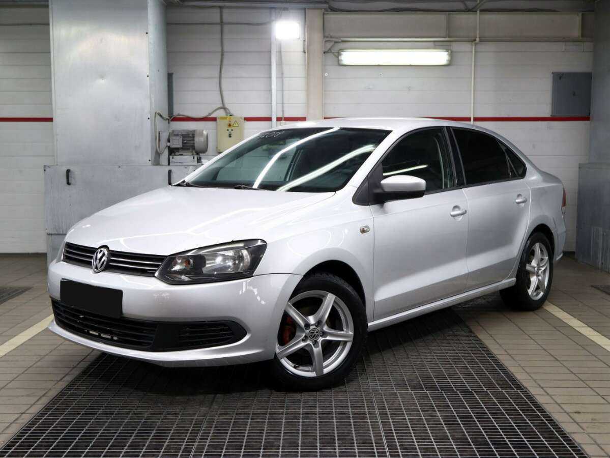 Volkswagen Polo б/у, 2012, Механическая. Фото: #0