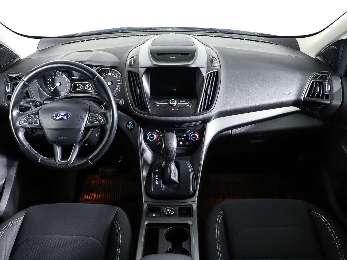Ford Kuga б/у, 2017, Автоматическая. Фото: #10