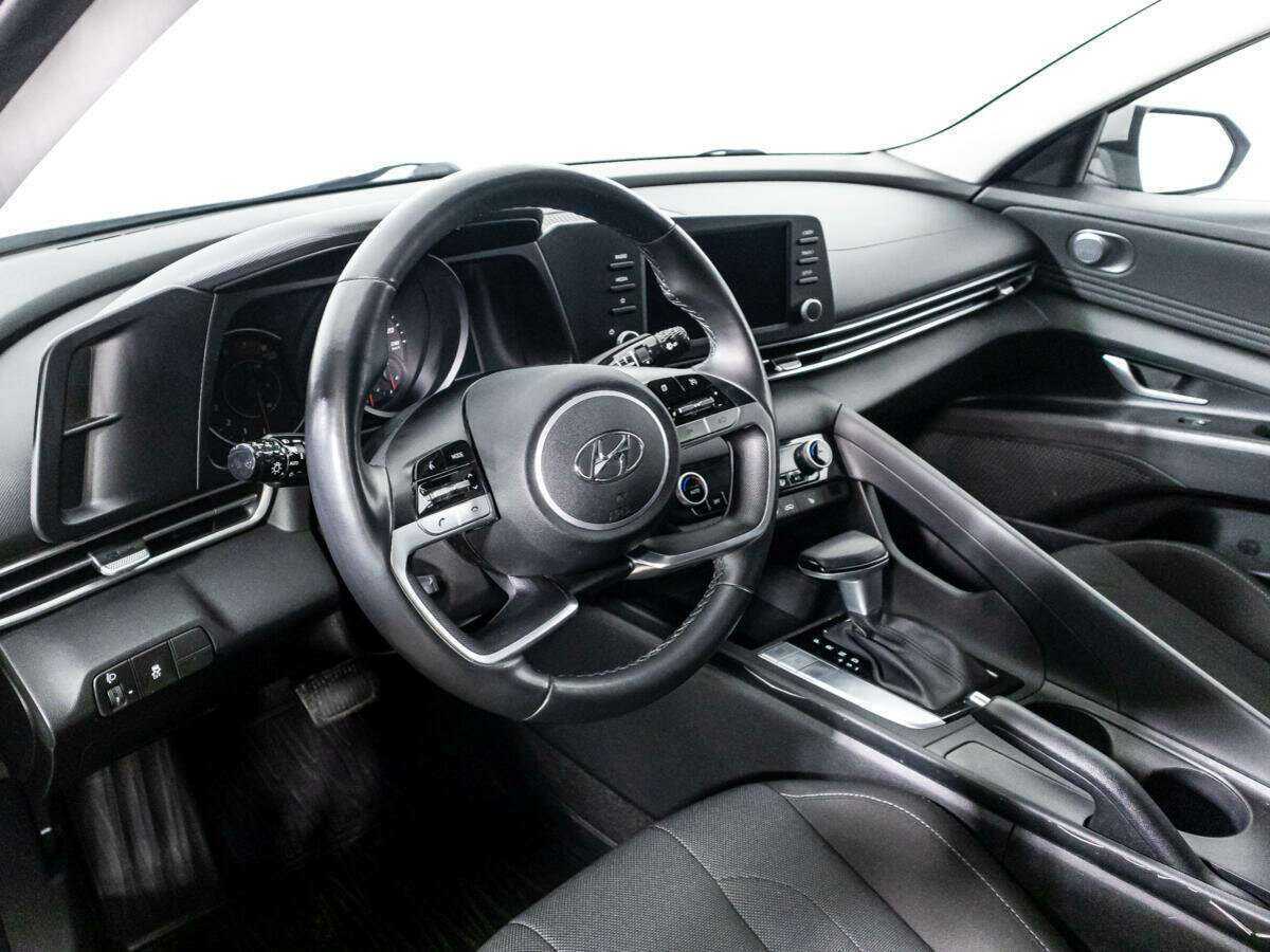 Hyundai Elantra б/у, 2021, Автоматическая. Фото: #10