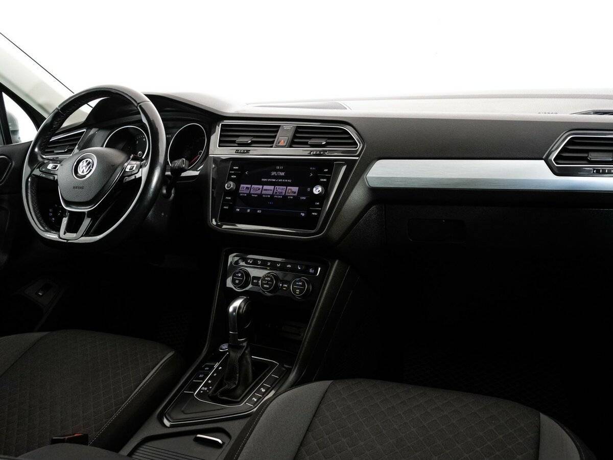 Volkswagen Tiguan б/у, 2017, Роботизированная. Фото: #6