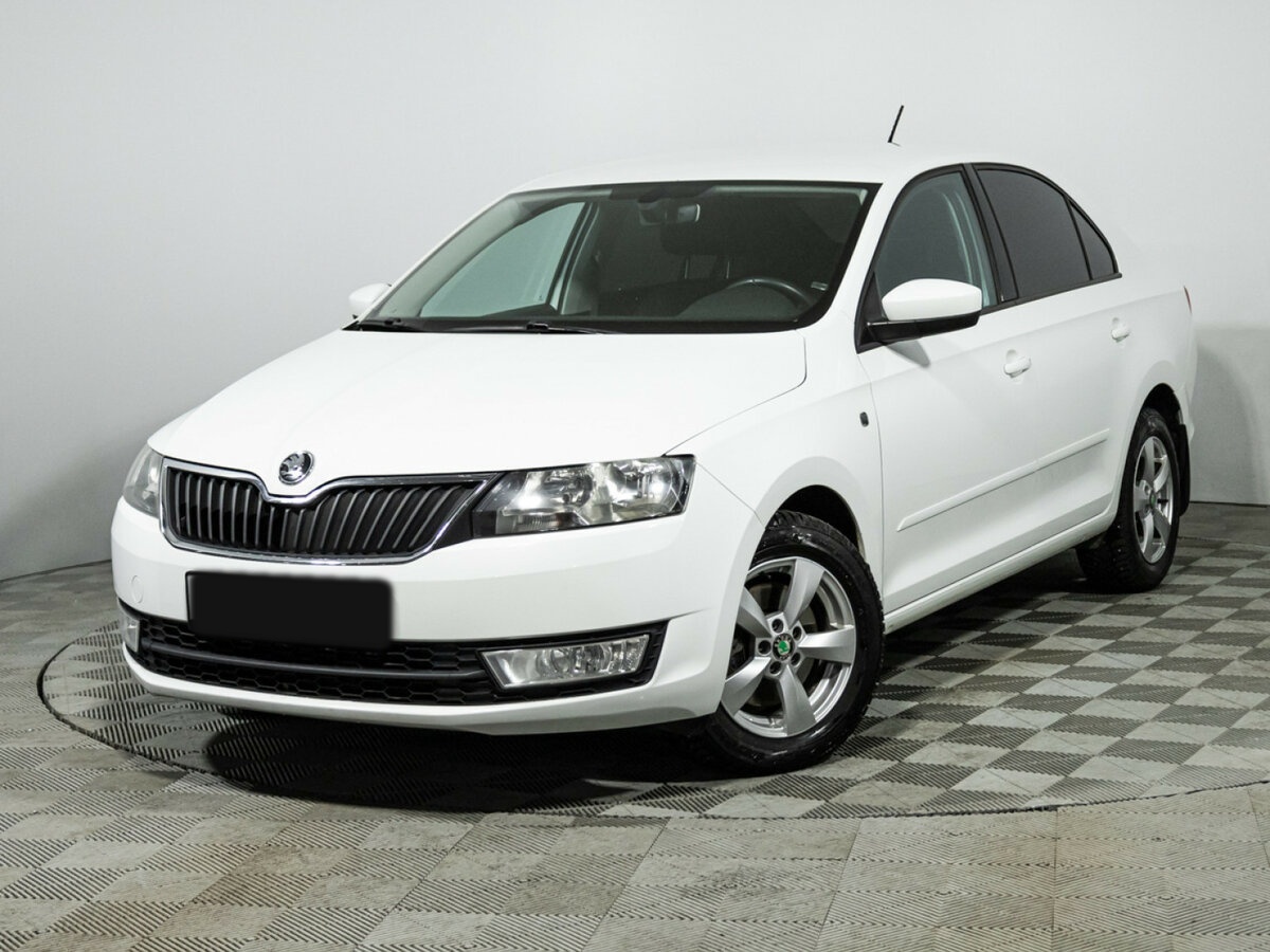 Skoda Rapid б/у, 2016, Роботизированная. Фото: #0