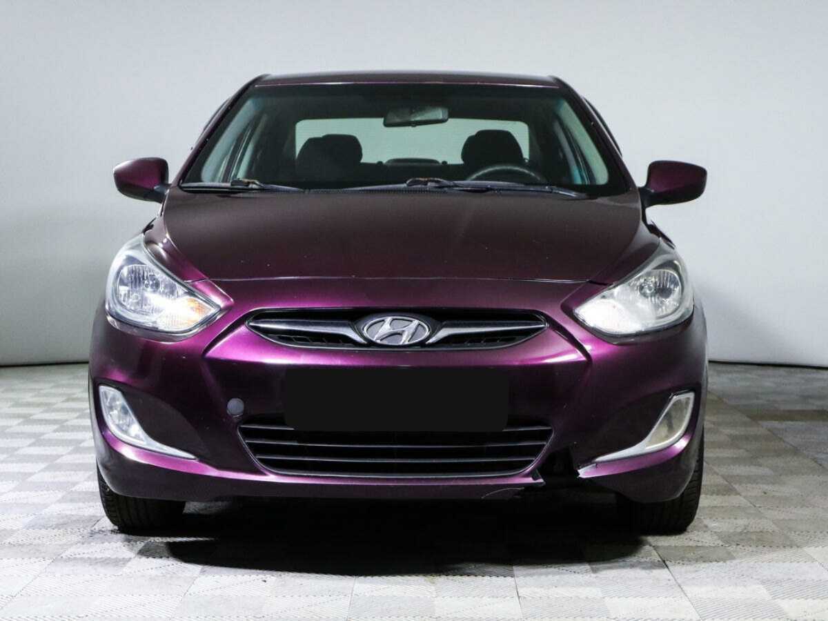 Hyundai Solaris б/у, 2012, Автоматическая. Фото: #1