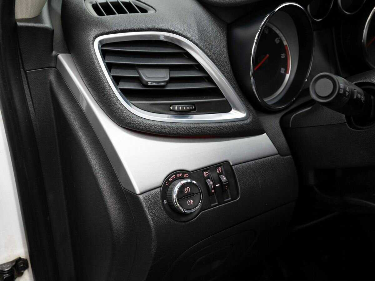 Opel Mokka б/у, 2013, Механическая. Фото: #18