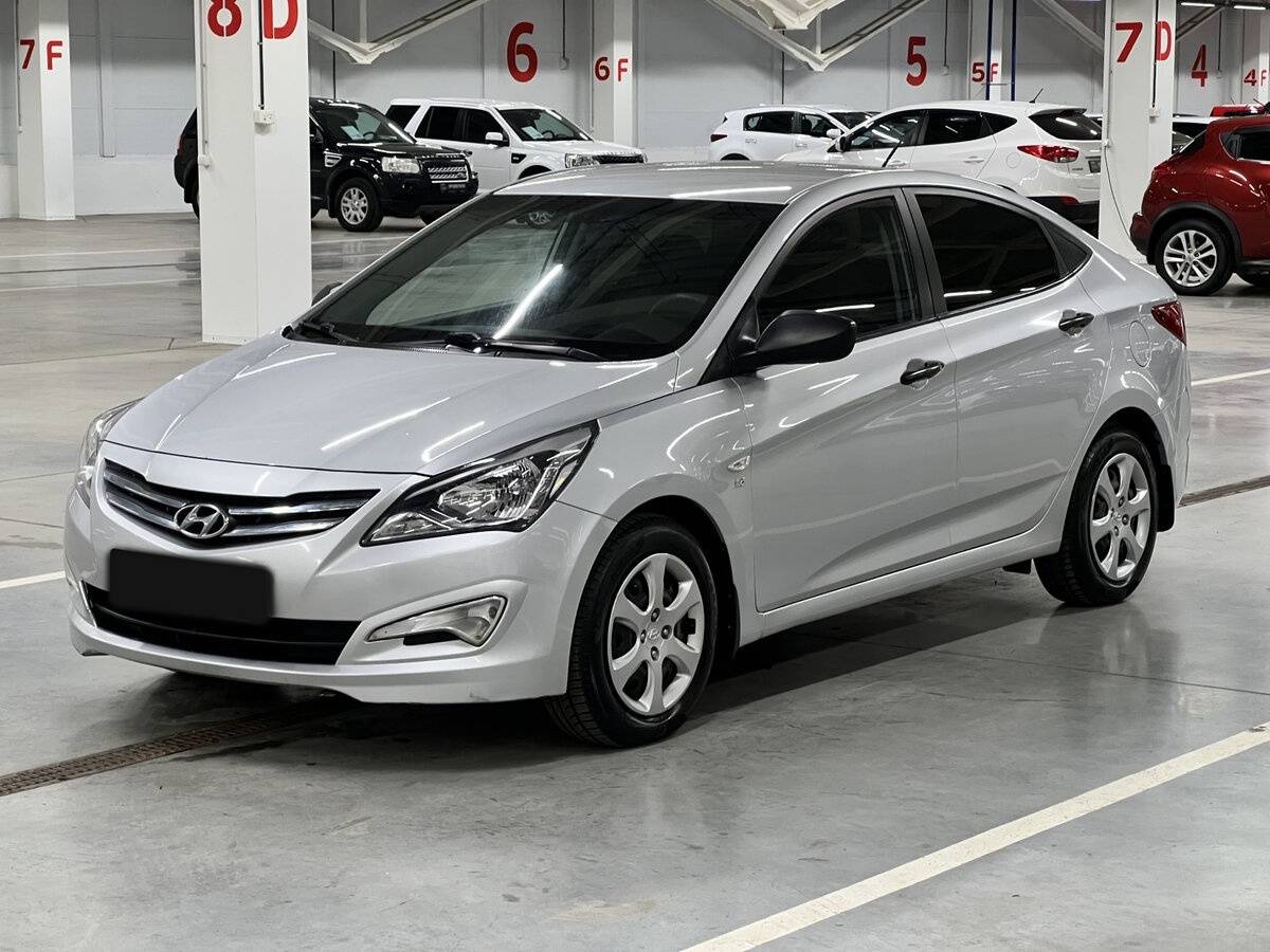 Hyundai Solaris б/у, 2015, Механическая. Фото: #0