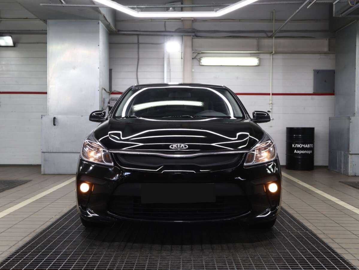 Kia Rio б/у, 2017, Автоматическая. Фото: #2