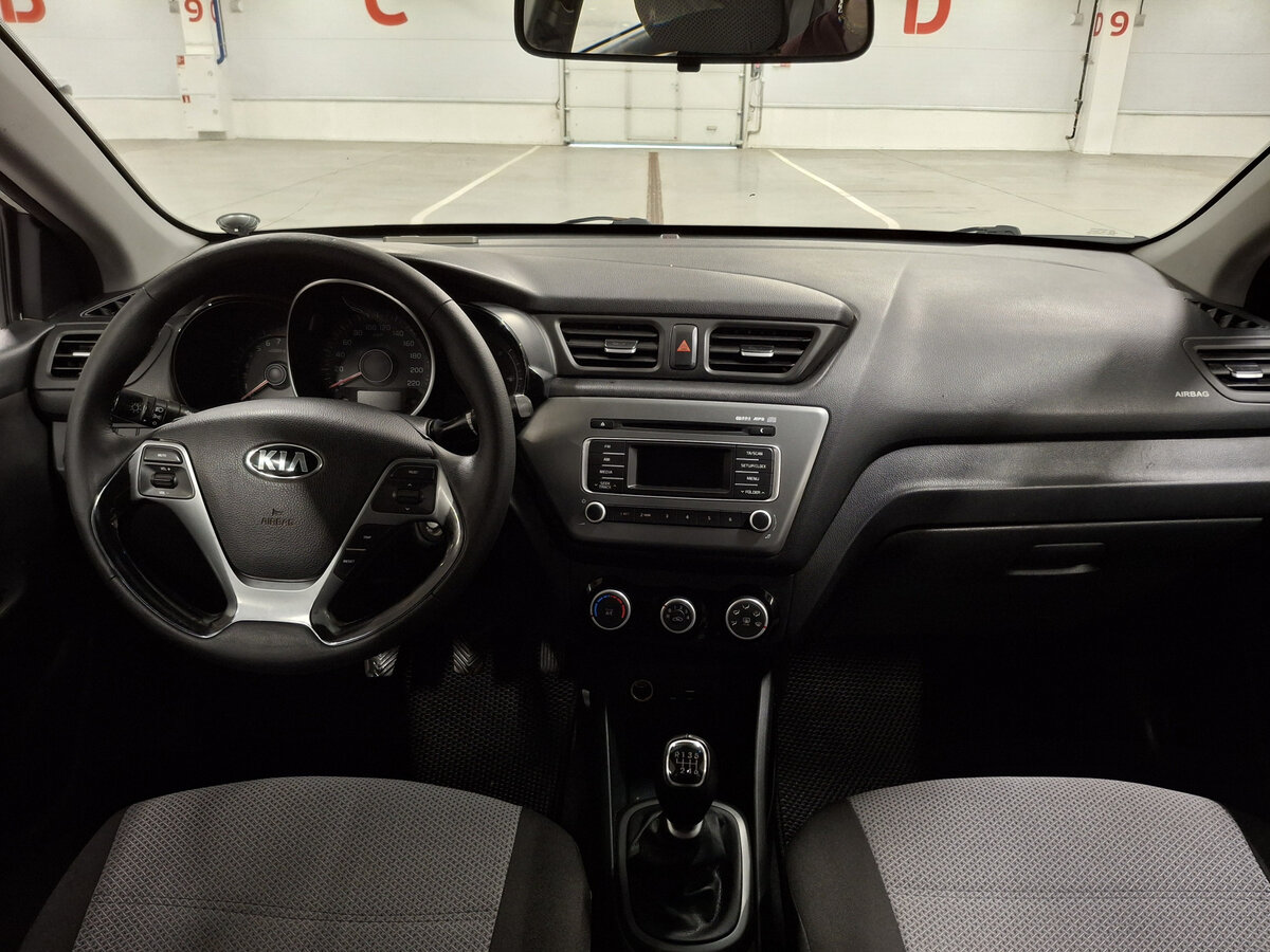 Kia Rio б/у, 2015, Механическая. Фото: #12
