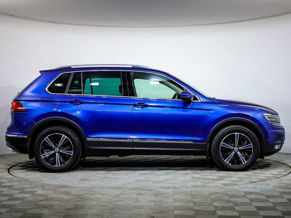 Volkswagen Tiguan б/у, 2018, Роботизированная. Фото: #2