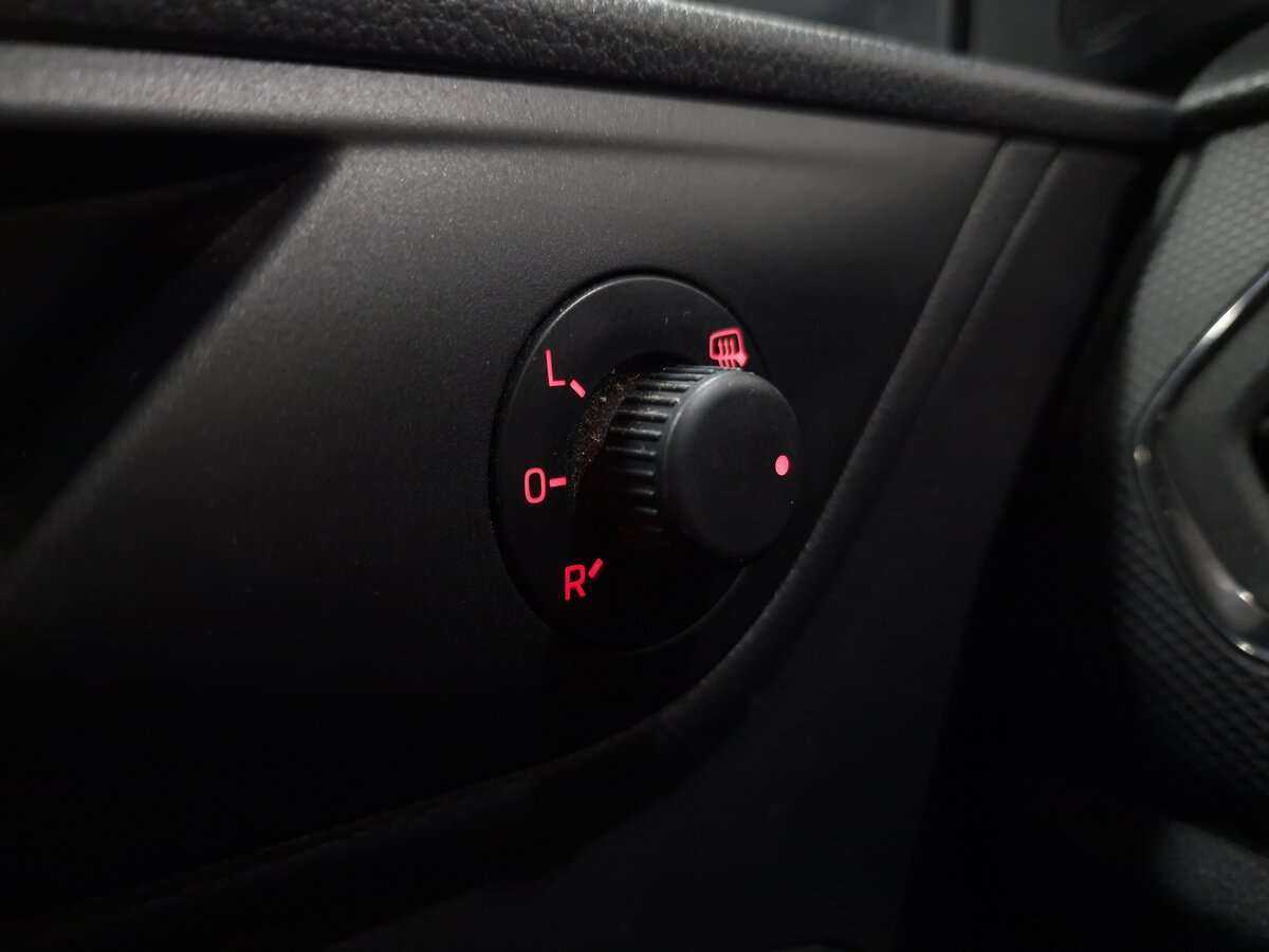 Volkswagen Polo б/у, 2021, Механическая. Фото: #8
