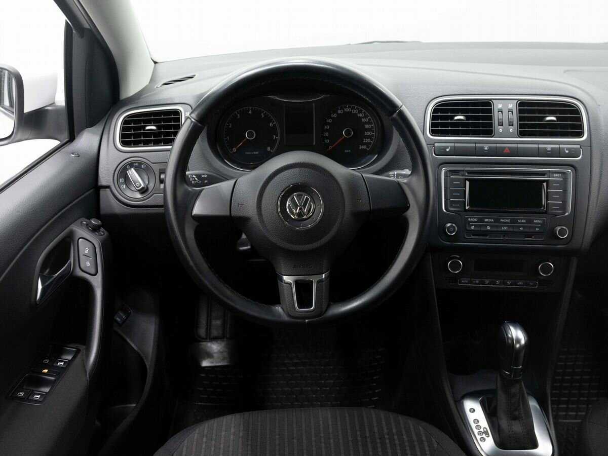Volkswagen Polo б/у, 2014, Автоматическая. Фото: #12