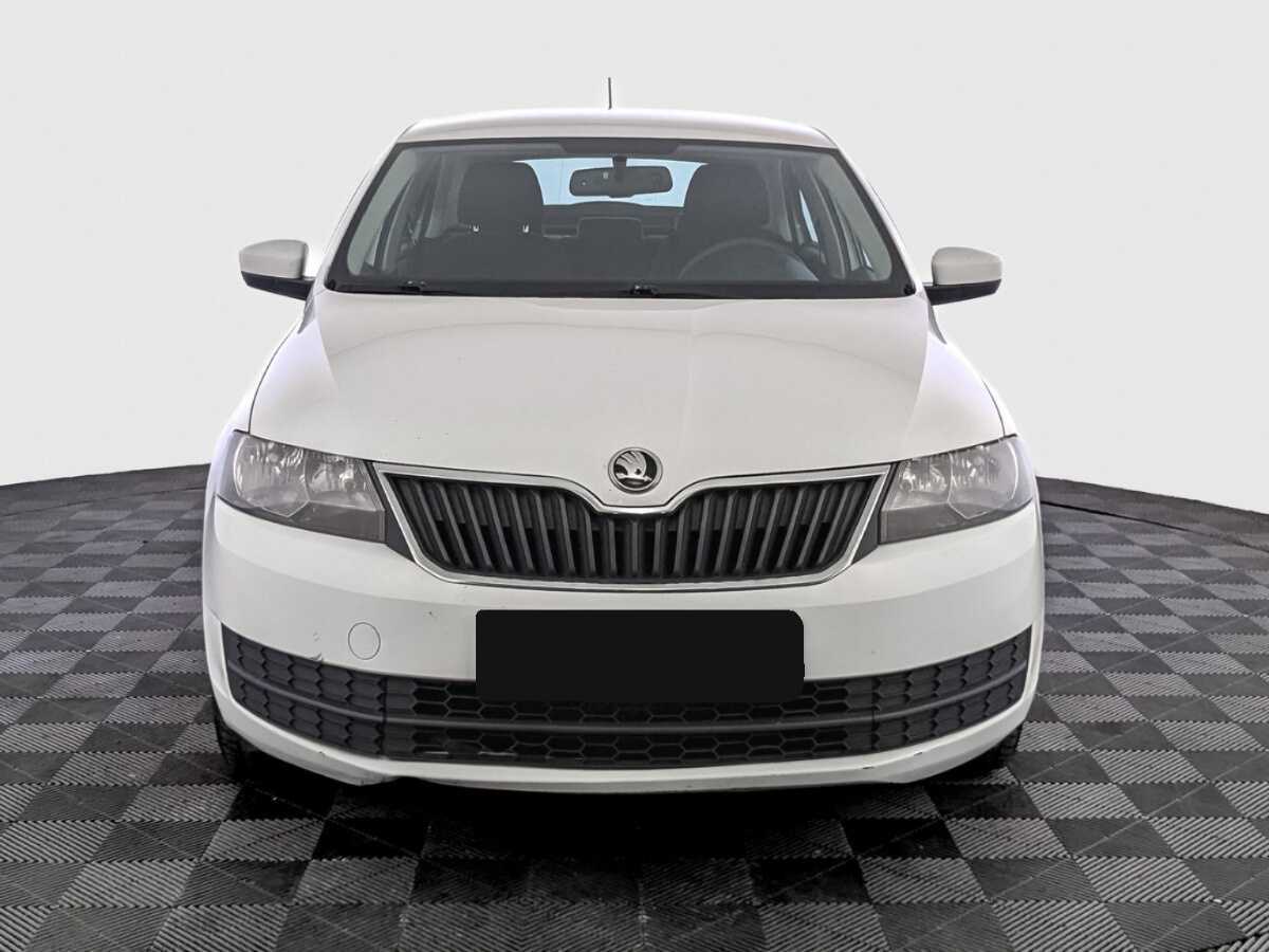 Skoda Rapid б/у, 2015, Роботизированная. Фото: #1