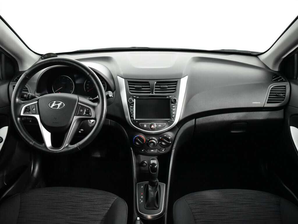 Hyundai Solaris б/у, 2014, Автоматическая. Фото: #11