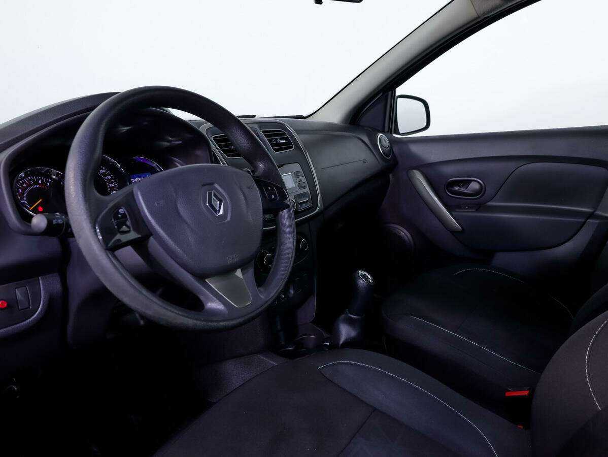 Renault Sandero б/у, 2018, Механическая. Фото: #10
