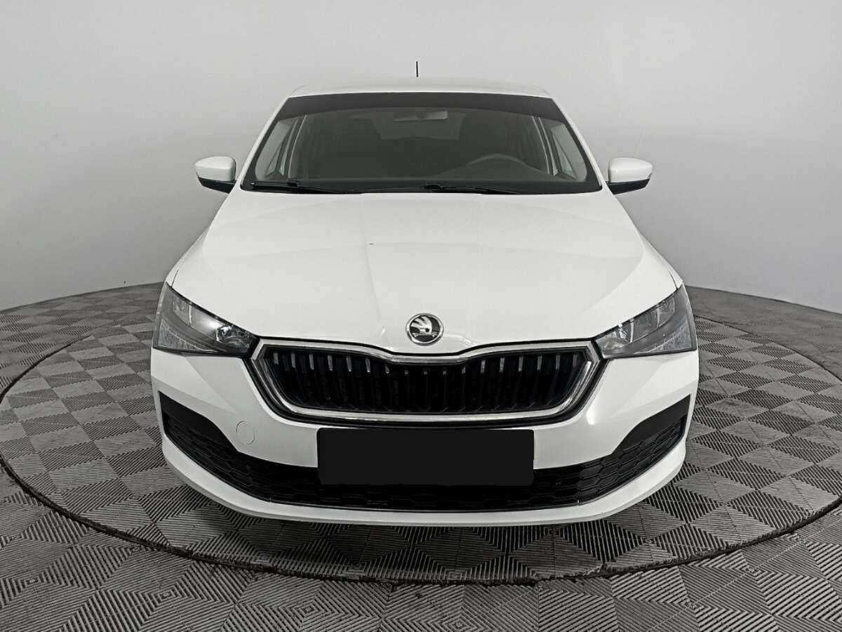 Skoda Rapid б/у, 2021, Механическая. Фото: #1