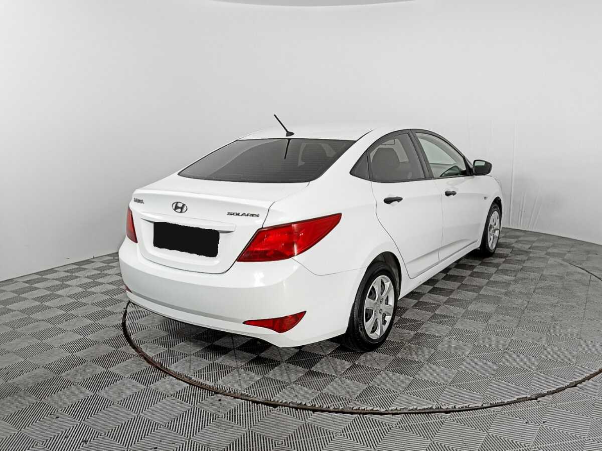 Hyundai Solaris б/у, 2015, Механическая. Фото: #4