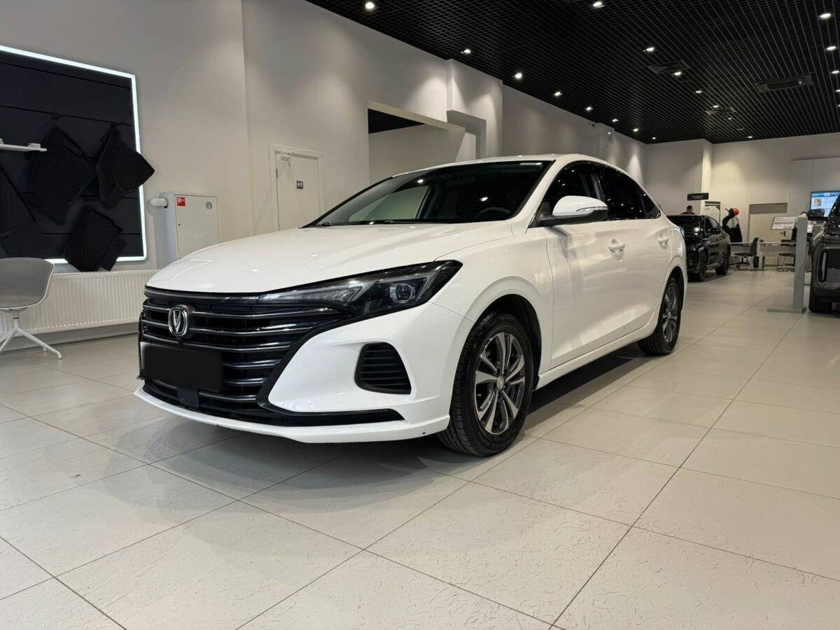 Changan Eado Plus б/у, 2023, Роботизированная. Посмотреть фото