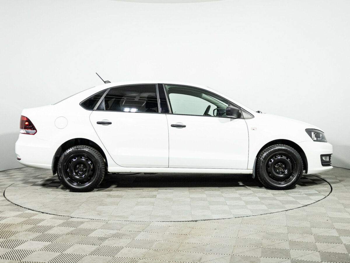 Volkswagen Polo б/у, 2019, Автоматическая. Фото: #3